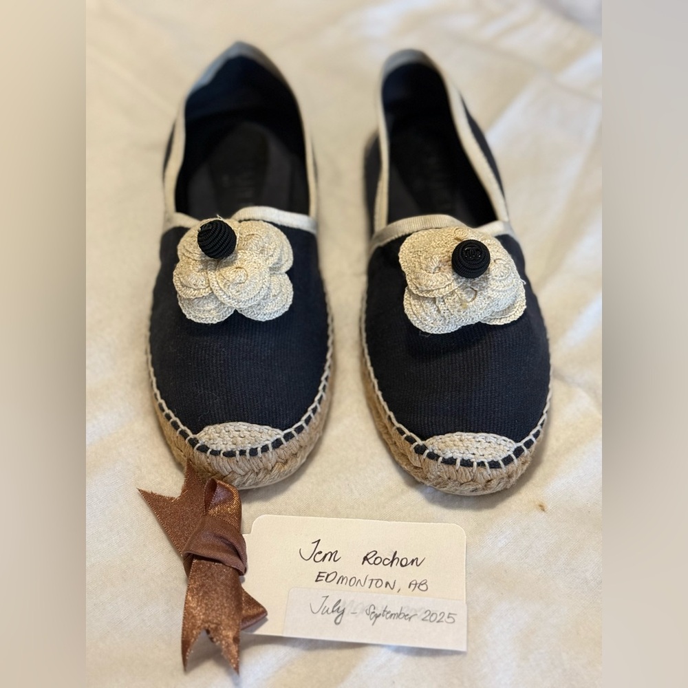 CHANEL Camellia Espadrilles